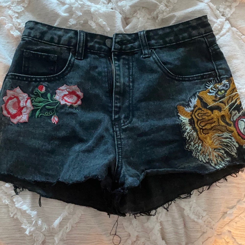 Signature 8 black denim cutoff shorts w/embroidery